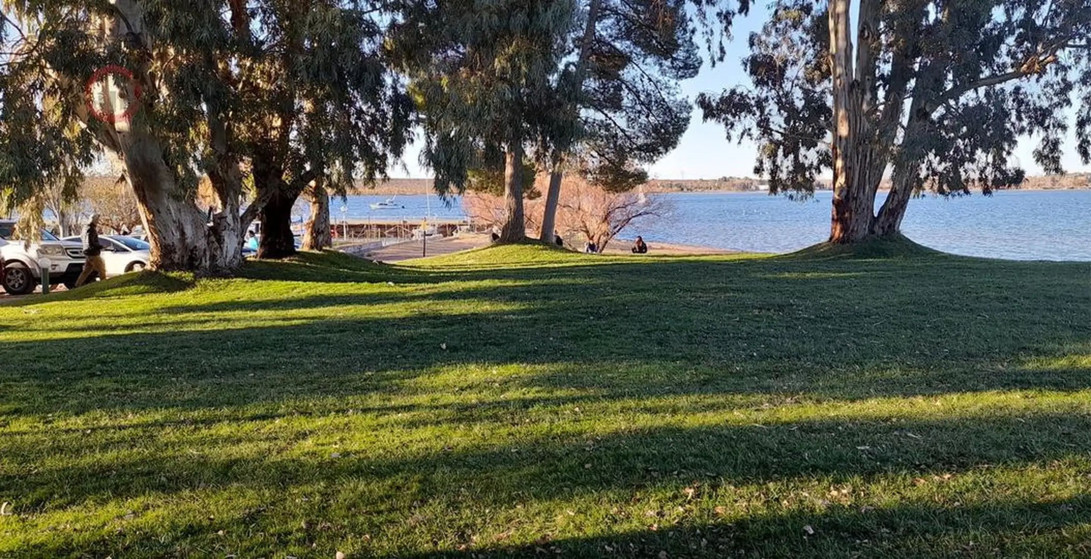 Lotes con servicios en el Yacht Club Neuquén